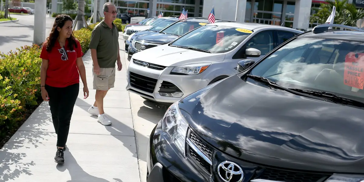 americans watch new cars